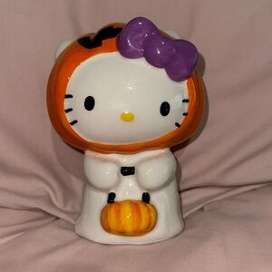 Hello Kitty Figurine